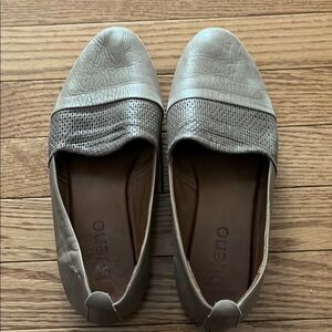 [US 8]Bueno Gray Slip-On Leather Shoes Loafers